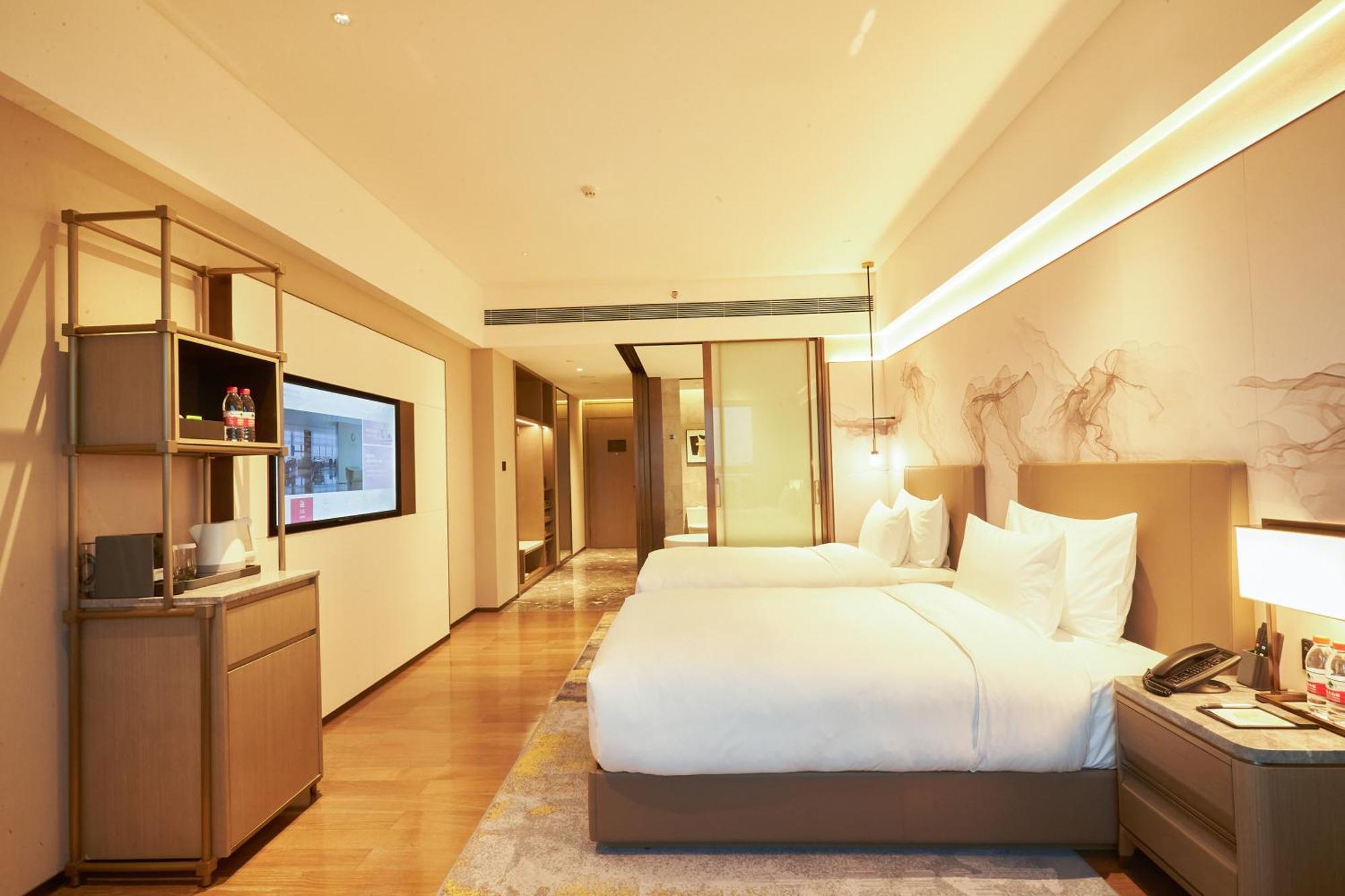 Guangzhou Pazhou Ln Dongfang Hotel מראה חיצוני תמונה