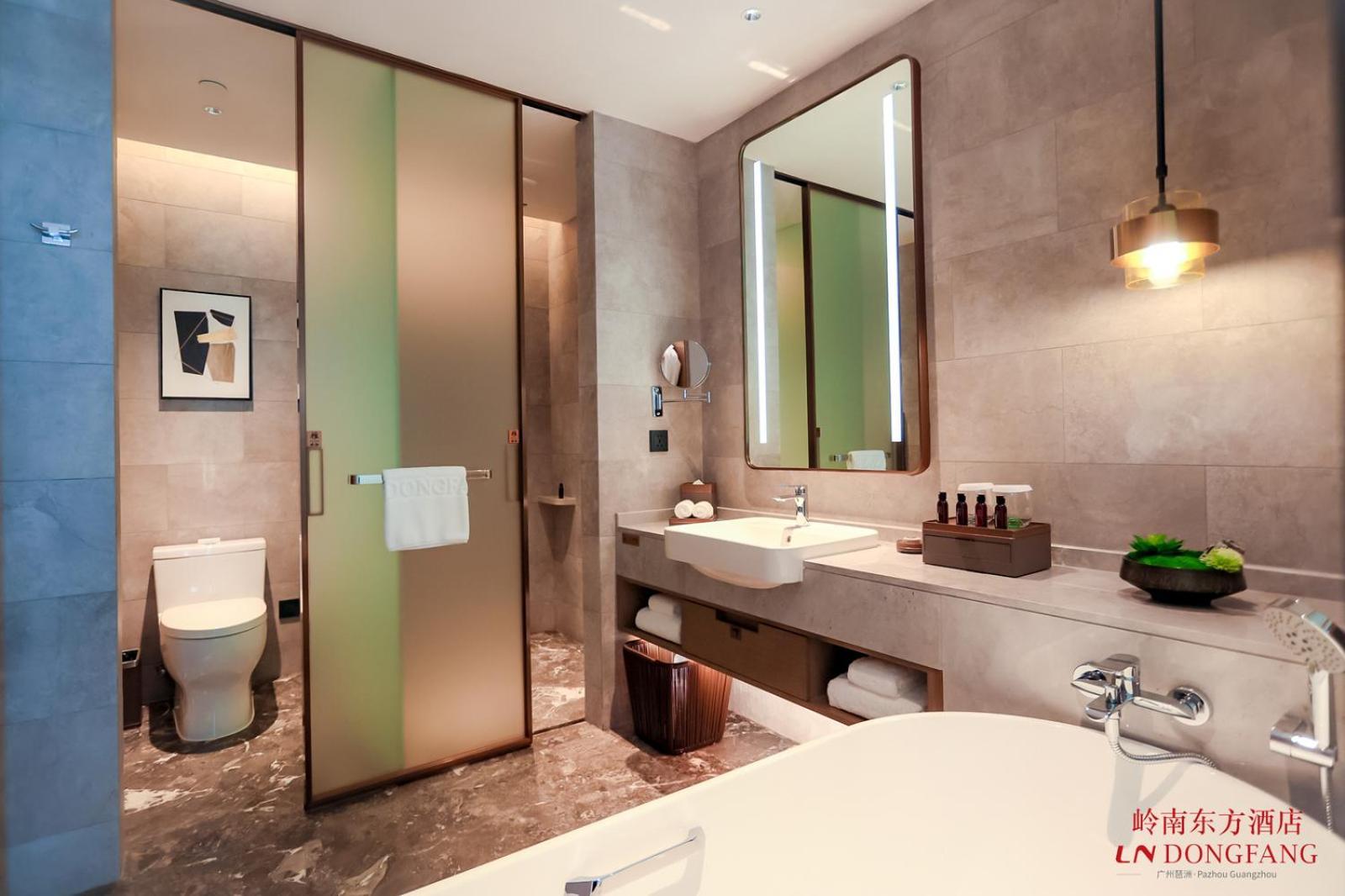 Guangzhou Pazhou Ln Dongfang Hotel מראה חיצוני תמונה